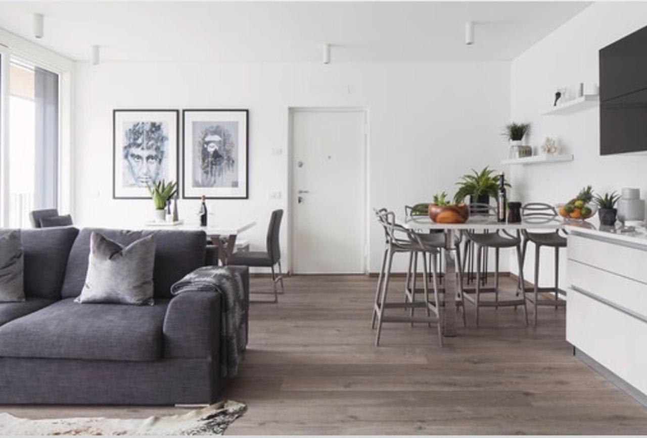 Ulivi Luxury Loft & Pool - The House Of Travelers Apartamento Carate Urio Exterior foto